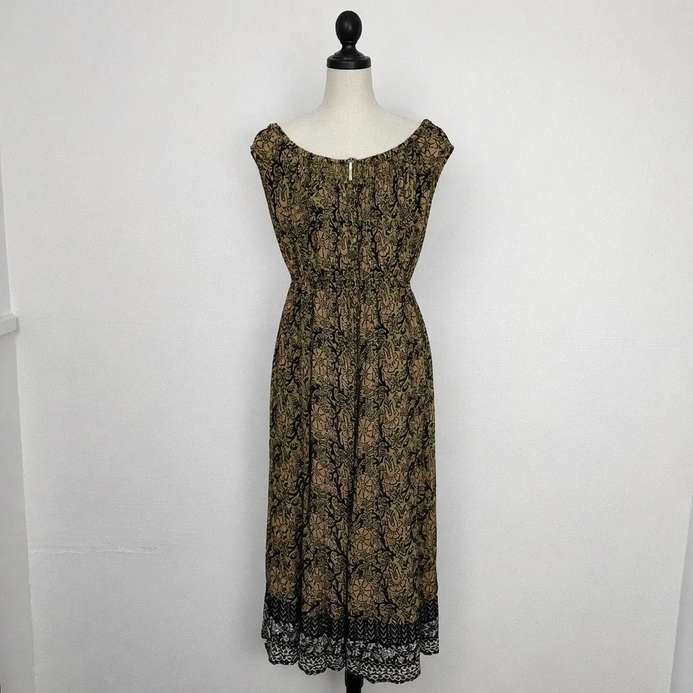 Free People Sweet Soul Smocked‎ Boho Maxi Dress Olive Black Floral Print XS